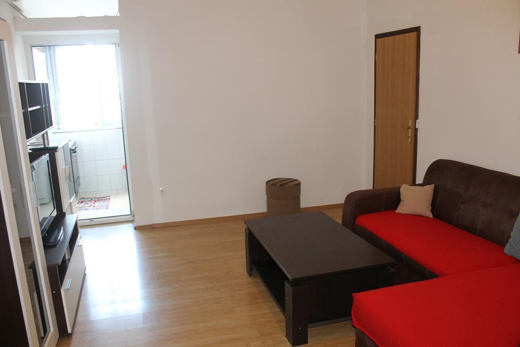 Apartment Nera Pula Luaran gambar